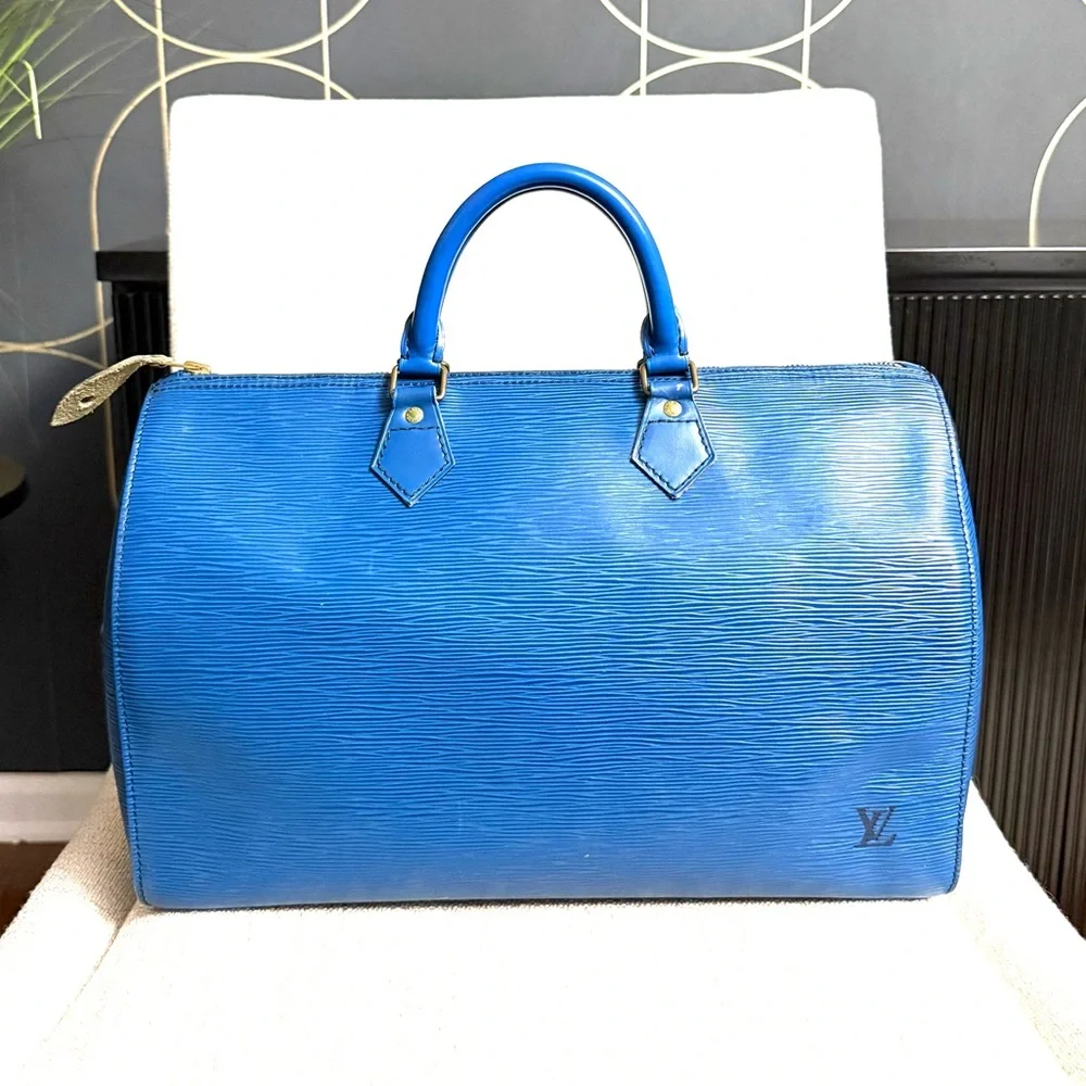 Authentic Louis Vuitton Speedy 35 Epi Leather satchel Bag Toledo blue M42995